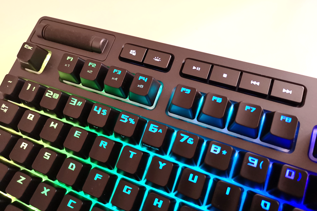 gaming_keyboard_11.png